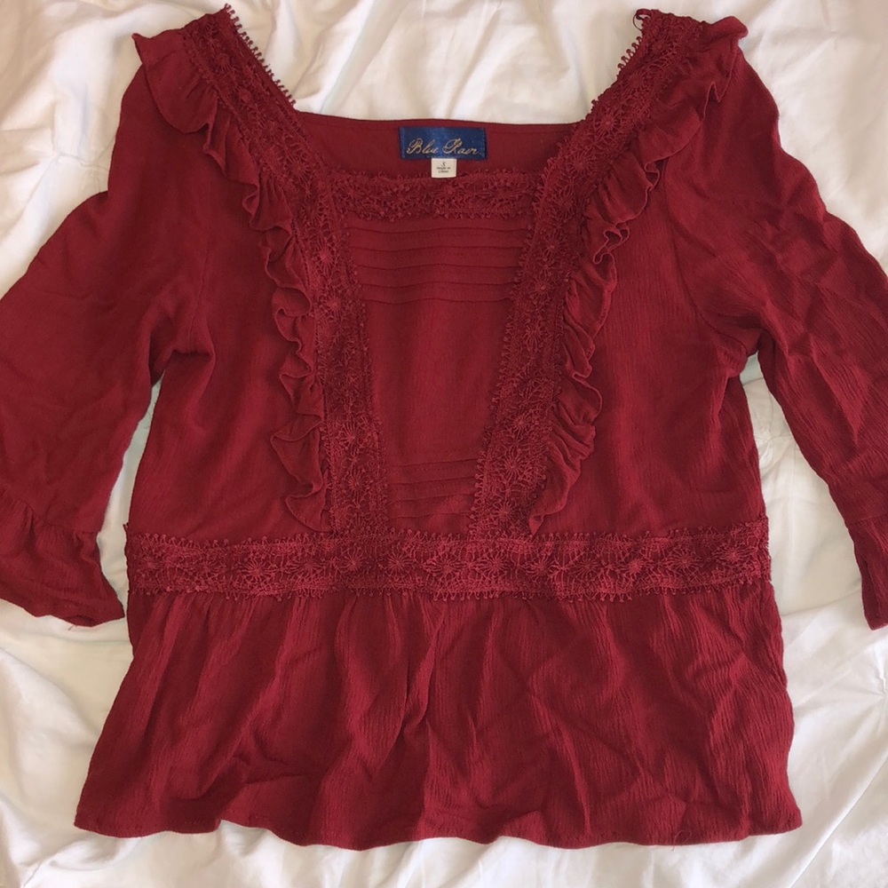 Detailed Red Top